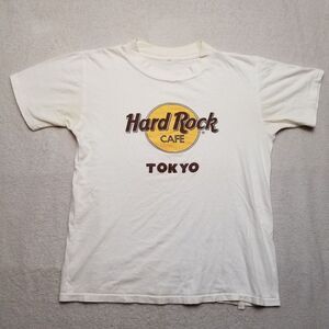 Vintage hard rock cafe single stitched t-shirt TOKYO size‎ med/lg . Color White